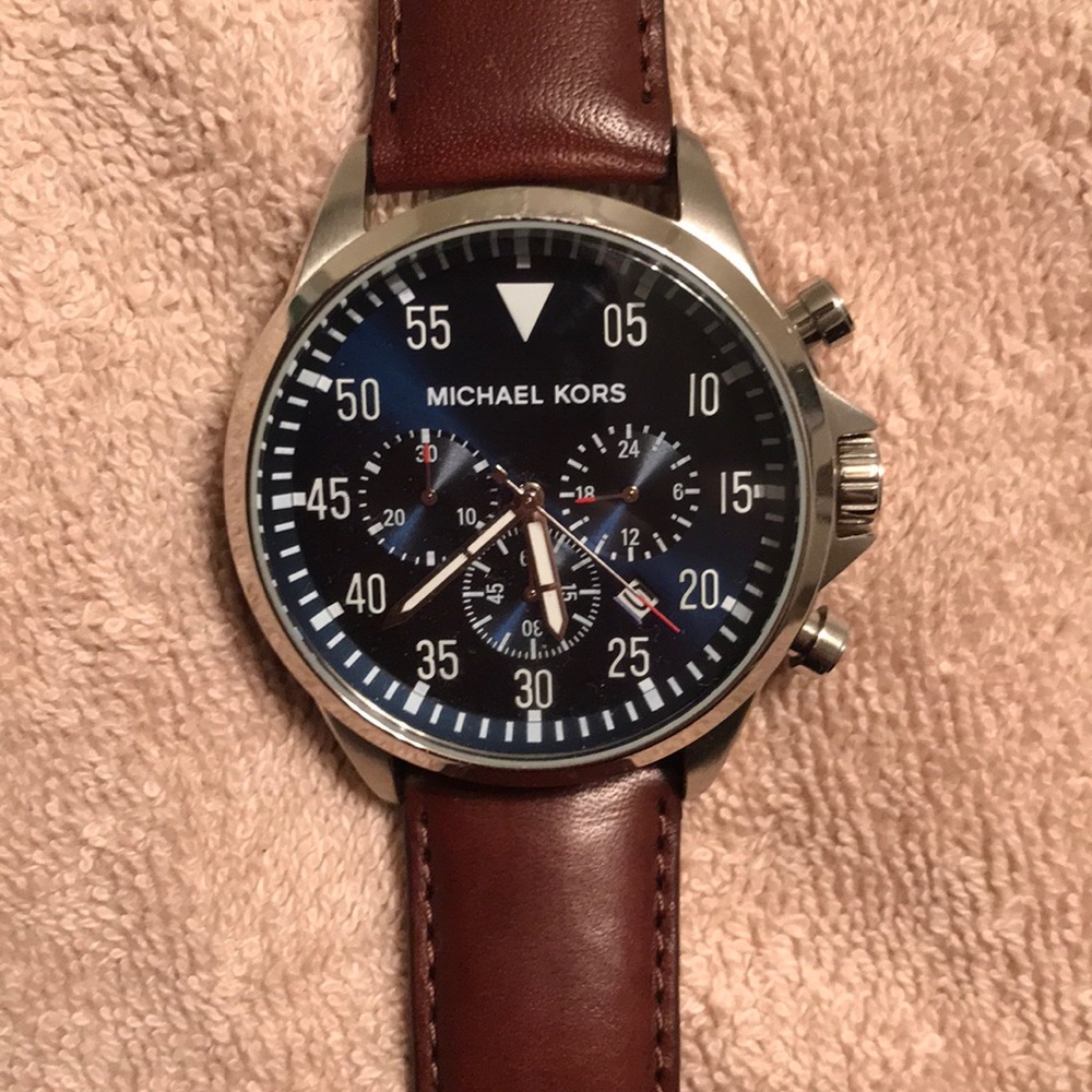 Michael Kors Watch - Picture 2 of 3